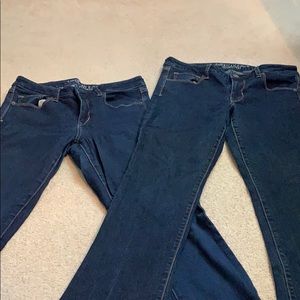 2 pairs of American Eagle Skinny kick pants
